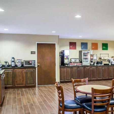 Comfort Inn Clinton Extérieur photo