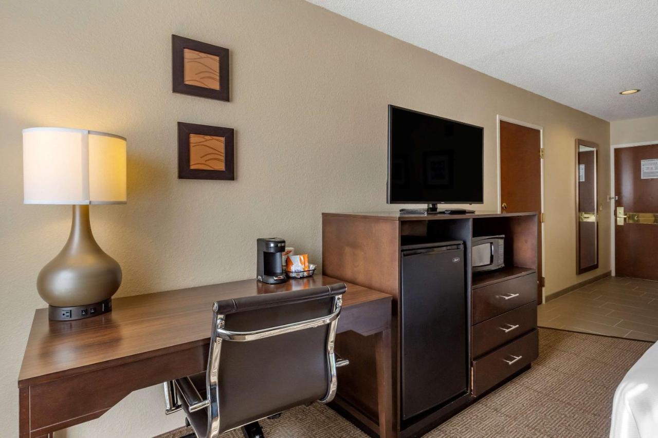 Comfort Inn Clinton Extérieur photo